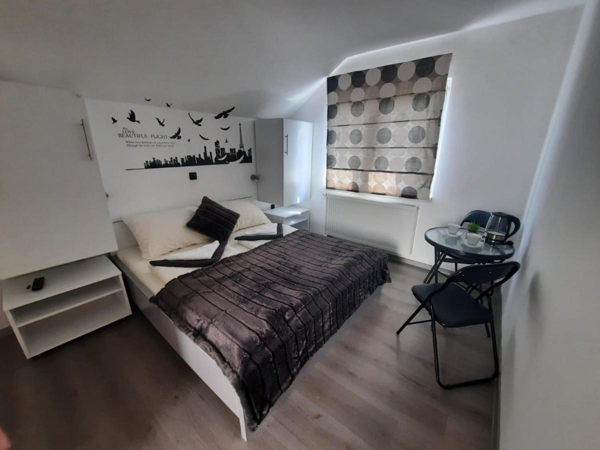 Filip Hotel โคเรนนิซา ภายนอก รูปภาพ