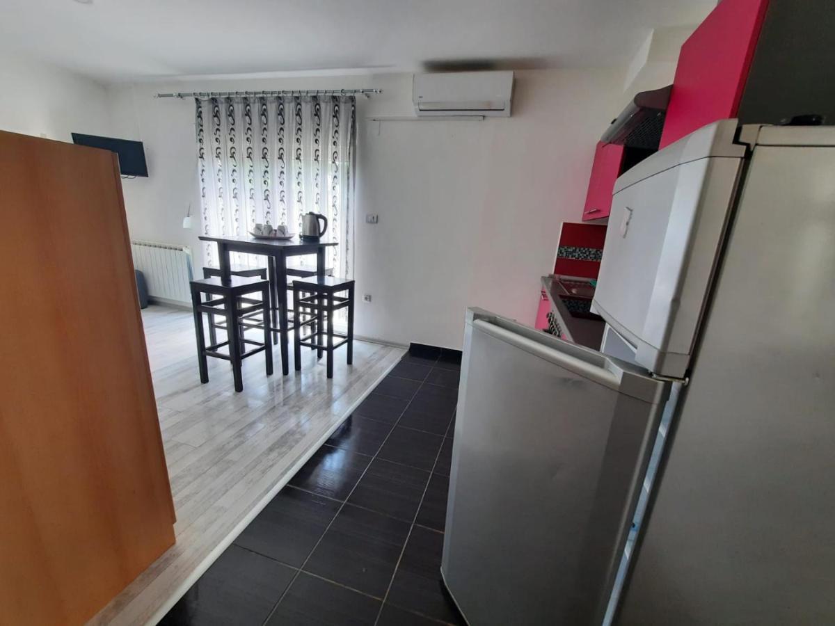Filip Hotel โคเรนนิซา ภายนอก รูปภาพ